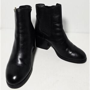 Tory Burch Nicola Women’s Ankle Moto Boots Gold Logo Black Leather Size 8
